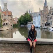 Sono una studentessa di psicologia con diploma in Scienze Umane 92/100